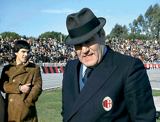Det defensive catenaccio-systemet ble gjort berømt av Nereo Rocco, en ekstraordinær personlighet som førte AC Milan til to ligatitler og to Europacuper på 60-tallet. Han var både en mesterlig motivator og en komiker, og ble kjent som «El Paròn» – sjefen.